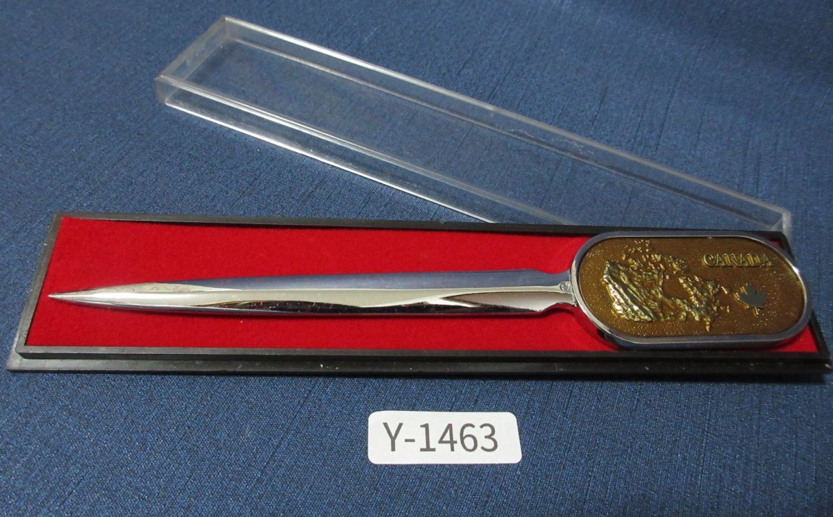 【未使用】BENTLEY　ノベルティ　ペーパーナイフ　ケース付き 未使用】BENTLEY ノベルティ ペーパーナイフ ケース付き 未使用