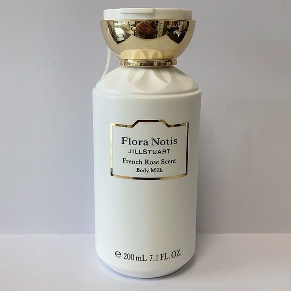 ジルスチュアート フローラノーティス ボディミルク 200ml