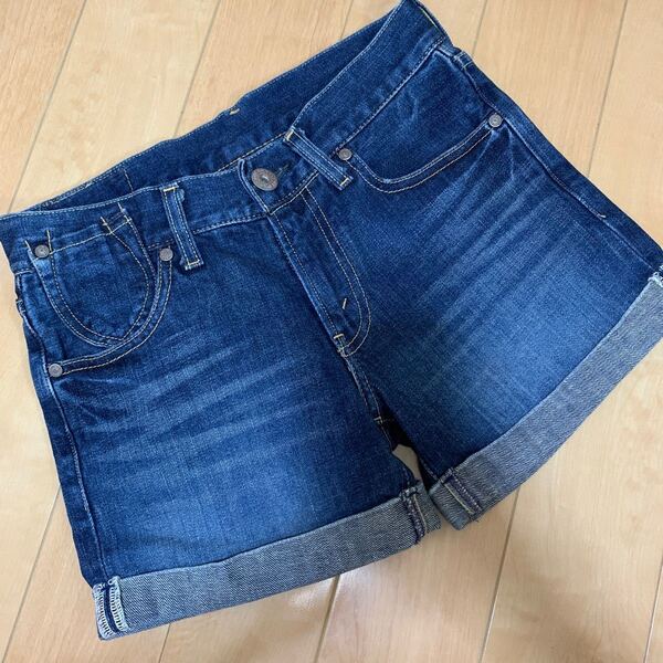 リーバイス デニムショートパンツ レディース