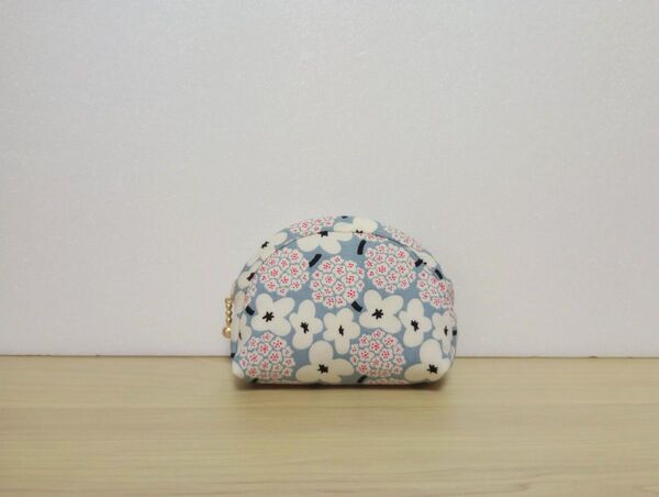 ミニポーチ【北欧風小さな花柄】グレー ハンドメイド 小物入れ