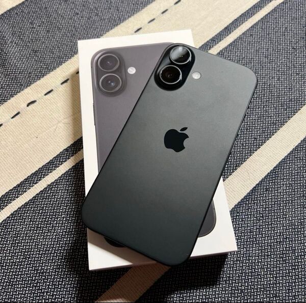 【超美品】iPhone16 512GB ブラック