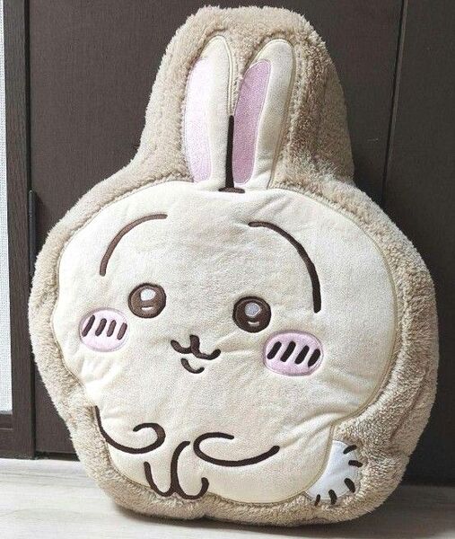 ちいかわ もこもこダイカットクッション うさぎ プライズ
