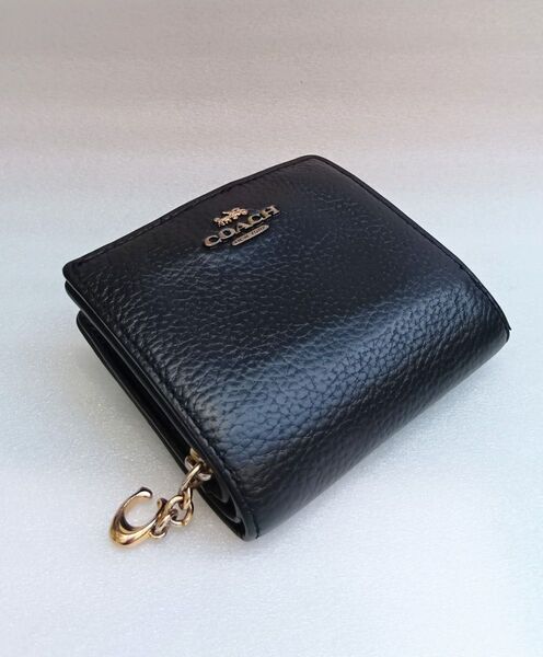 COACH コーチ 二つ折り 財布 レザー ブラック Cチャーム ミニ財布