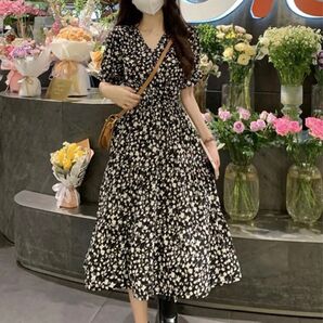 フラワー柄 フリル裾ワンピース かわいい韓国