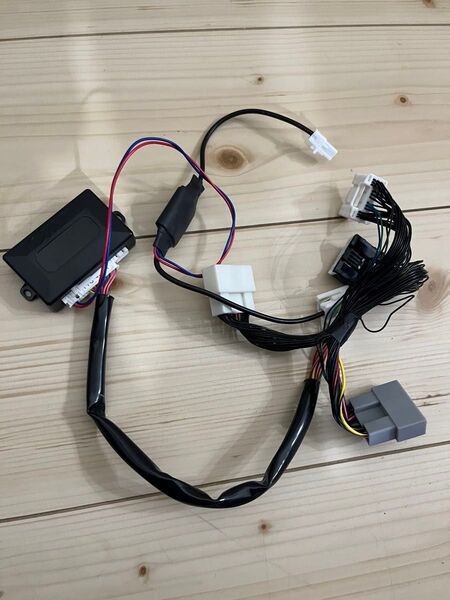 40系アルファード ヴェルファイア TVキャンセラー TXCS-65 中古品