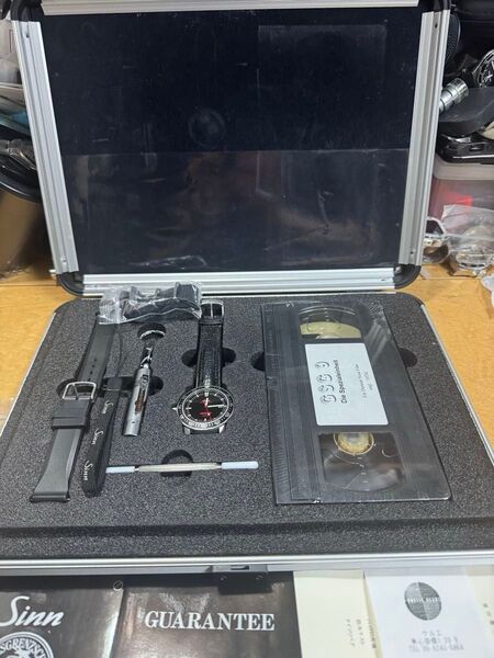Sinn ジン ハイドロ 403.EZM2 海猿 GSG9 正規店 OH済