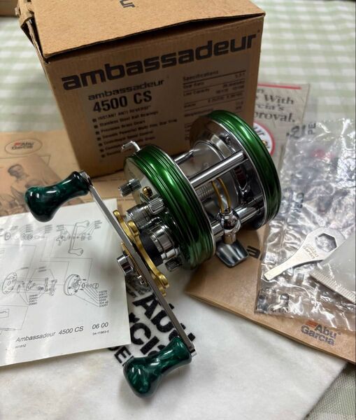 アブガルシア アンバサダー 4500CS グリーン カスタム AbuGarcia Ambassadeur Green Custom