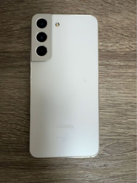 GALAXY S22 ファントムホワイト 256GB au SIMロック解除済み