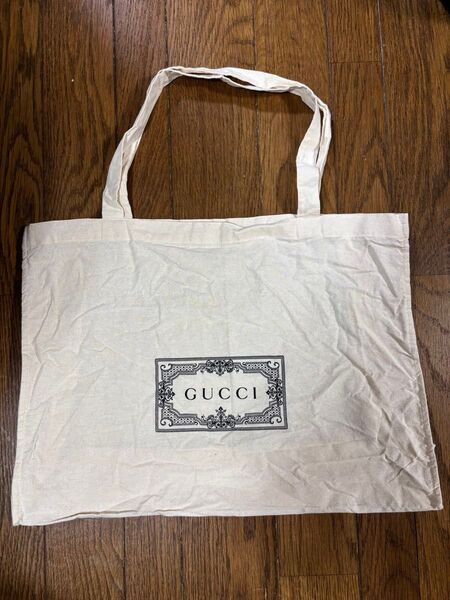未使用品 GUCCI ノベルティエコバッグ ロゴ入り