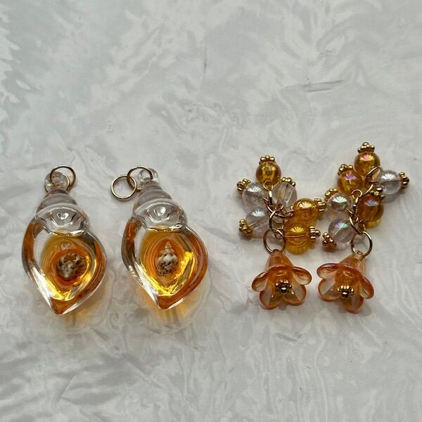(A044)チャームセット ハンドメイド ピアス フックピアス イヤリング クリップイヤリング ヘアゴム ヘアピン アクセサリー