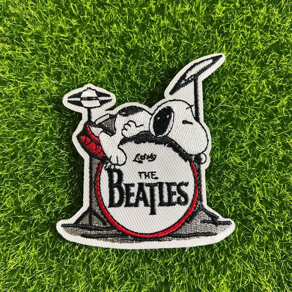 ザ・ビートルズ スヌーピー アイロンワッペン 刺繍ワッペン