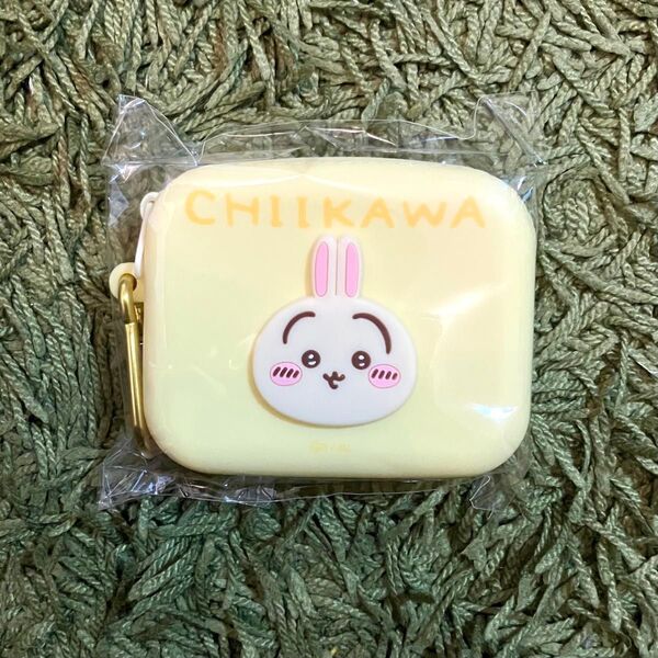 ちいかわ CHIIKAWA ミニシリコンポーチ うさぎ
