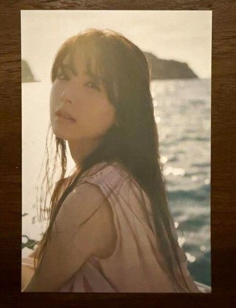 筒井あやめ ポストカード 1st 写真集 感情の隙間 TSUTAYA 限定