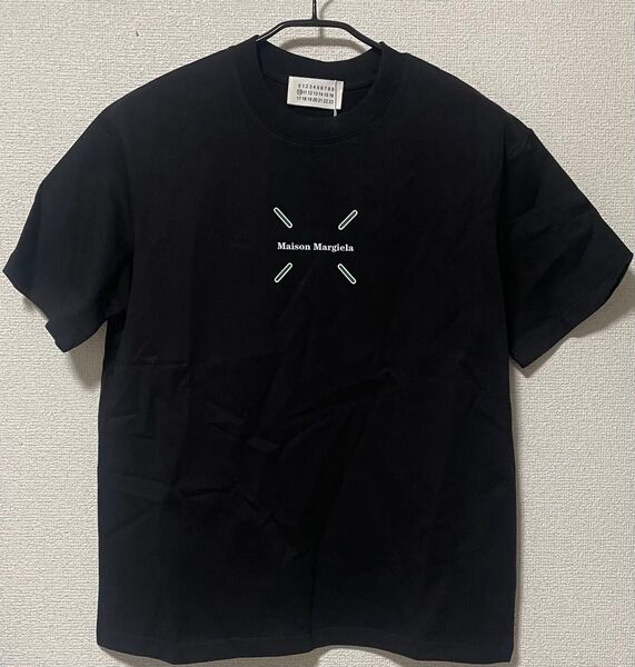 Maison Margiela メゾンマルジェラ 四つグリーンロゴTシャツ ブラック半袖