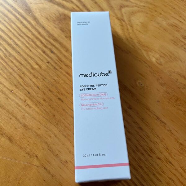 新品未使用 MEDICUBE PDRN Pink Peptide EyecreamPDRNピンクペプチドアイクリーム