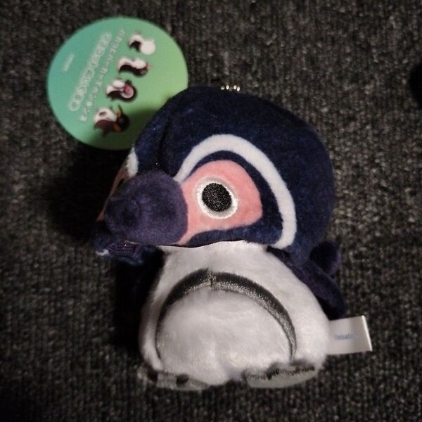 パカっとパーカーでペンギンズ マスコットぬいぐるみ フンボルトペンギン