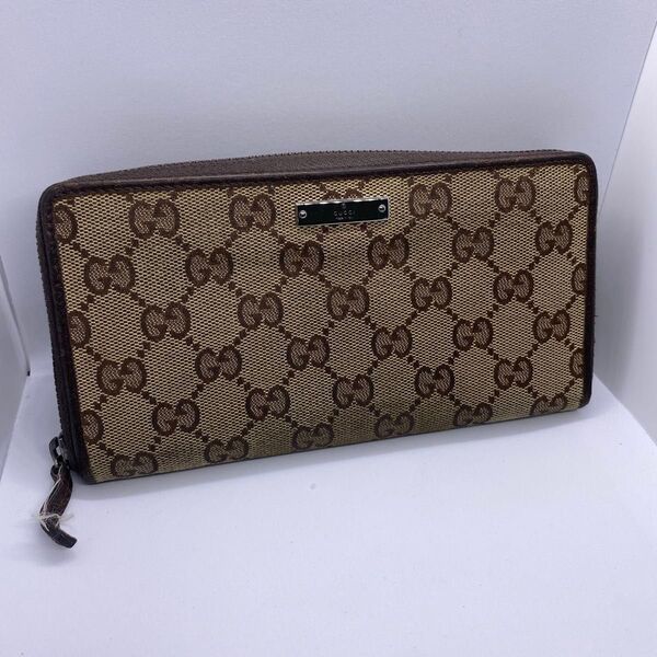 GUCCI GGキャンバス ラウンドファスナー シルバー金具 長財布