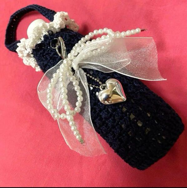 かぎ編み ハンドメイド パールとリボンのペットボトルカバー 水筒カバー ネイビー