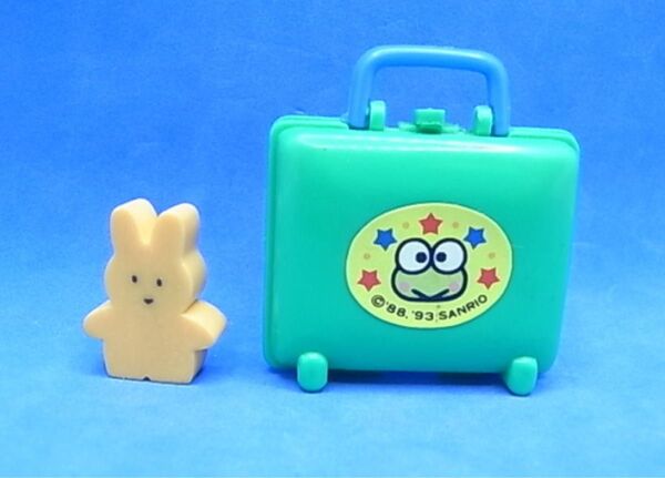けろけろけろっぴ ウサギ 消しゴム入り ミニ トランク型 収納ケース 1993年製 サンリオ レトロ