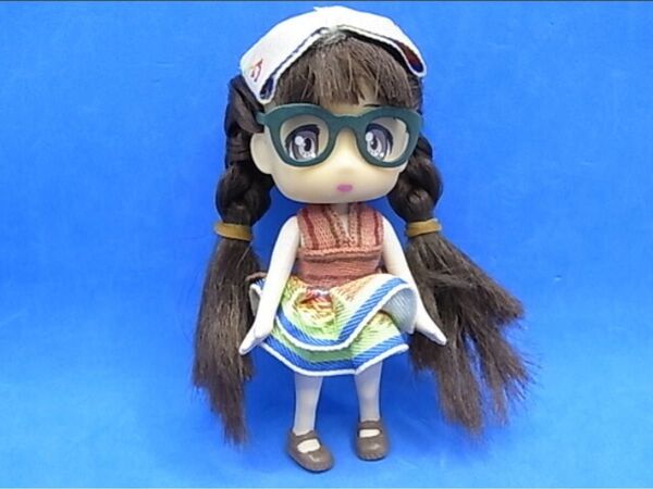 韓国 緑メガネの女の子 人形 ストラップ ドール プチブライス サイズ