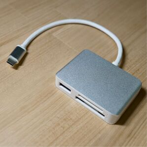 USB Type-C USBハブ XQDカード対応