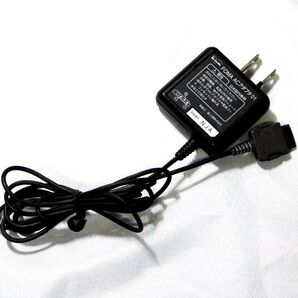 【送料込】FOMA F-03B ACアダプター/Docomo 富士通