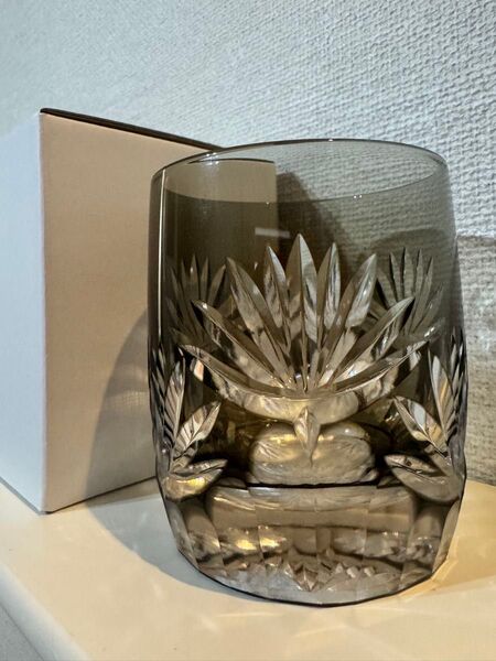新品★ブラックカラー★カガミクリスタル★江戸切子★ロックグラス バカラ Baccarat 黒