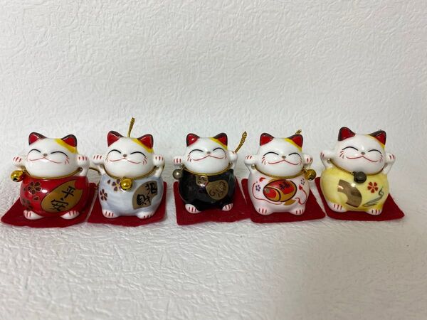 陶器 開運 郷土玩具 縁起物 招き猫 置物 招福 ミニチュア レトロ 民芸品 招き猫 小さな陶器置物 5体セット