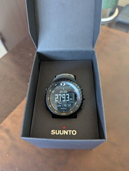 スントコアオールブラック SUUNTO CORE