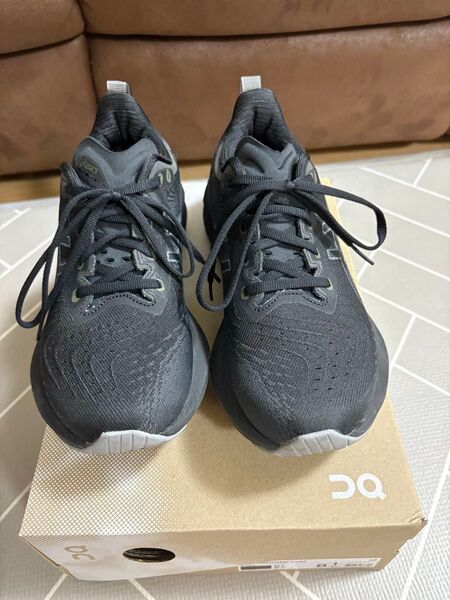 ASICS アシックス NOVABLAST 4 ノヴァブラスト 4 25センチ