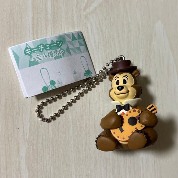 ディズニー Disney カプセルトイ キーホルダー キーチェーン カントリーベアシアター
