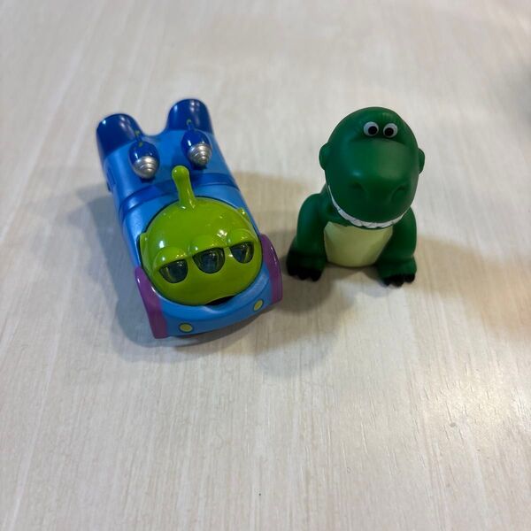 ディズニー Disney トイストーリー リトルグリーンメン トミカ ミニカー レックス フィギュア セット