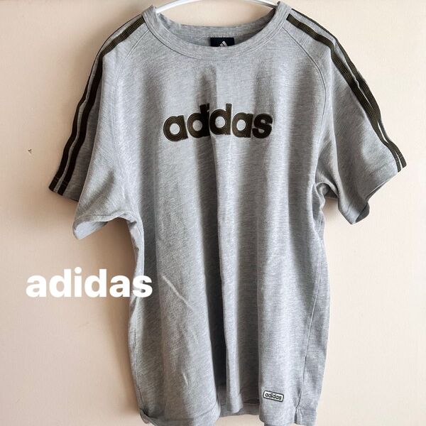 アディダス adidas グレー L Tシャツ センターロゴ 半袖 半袖Tシャツ