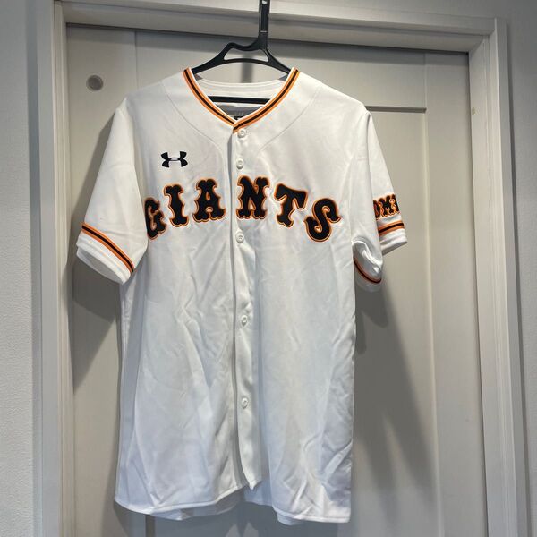 希少 読売ジャイアンツ 坂本勇人 ユニフォーム L 巨人 アンダーアーマー レプリカユニフォーム 坂本