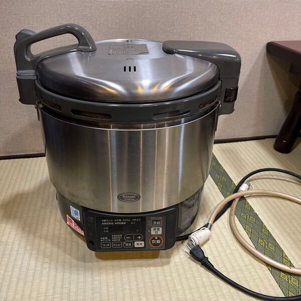 Rinnai ステンレス炊飯器 予約機能付き