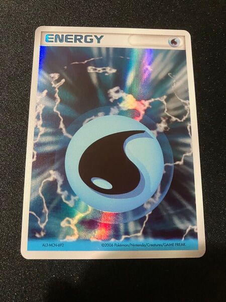 ポケモンカード 基本水エネルギー ホロン