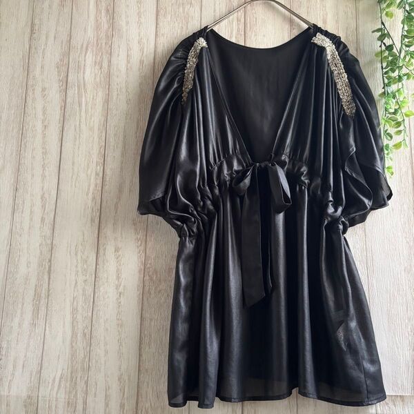 最終値下げ!【F】サテン ビジューライン チュニック ワンピース リボン 光沢 ブラック