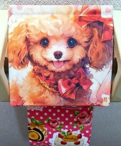トイレットペーパーホルダー 犬 インテリア ハンドメイド トイプードル 日用品 トイレ 収納 ティーカッププードル ケーキ ピンク