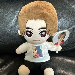 山田涼介Ryosuke Yamada LIVE TOUR 2025 RED ぬいぐるみ用Tシャツとミニうちわ