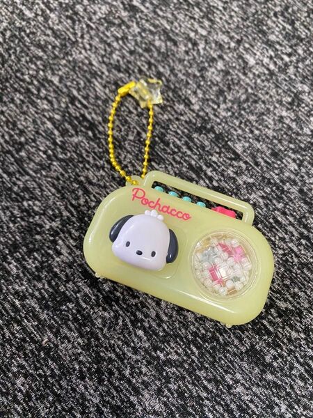 サンリオ ポチャッコ シークレット ラジカセ形チャーム