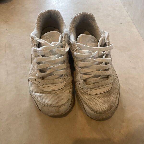 NIKE スニーカー 白