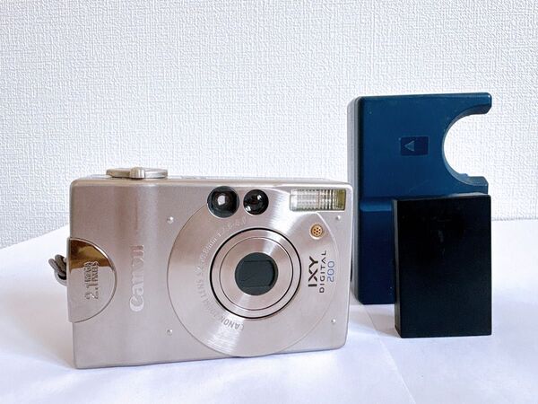 Canon IXY DIGITAL 200 コンパクトデジタルカメラ 充電器付