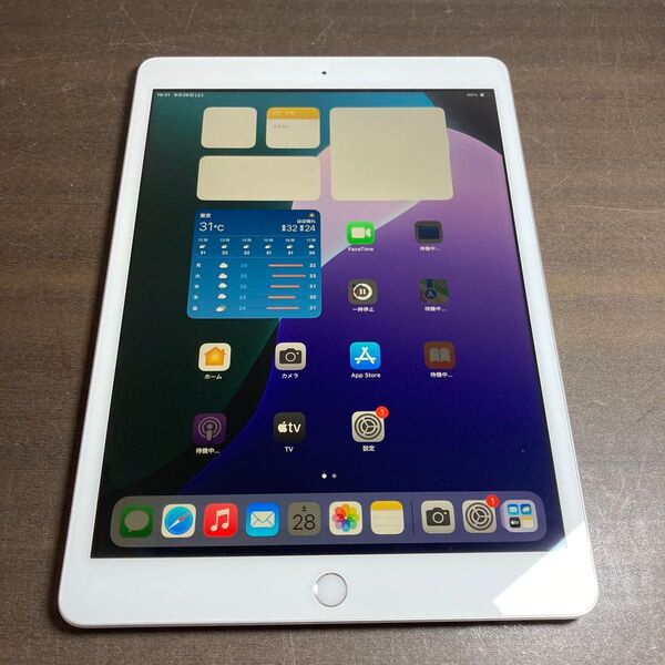 93910 iPad8世代 32GB シルバー Wi-Fiモデル 中古品 ※本体のみ