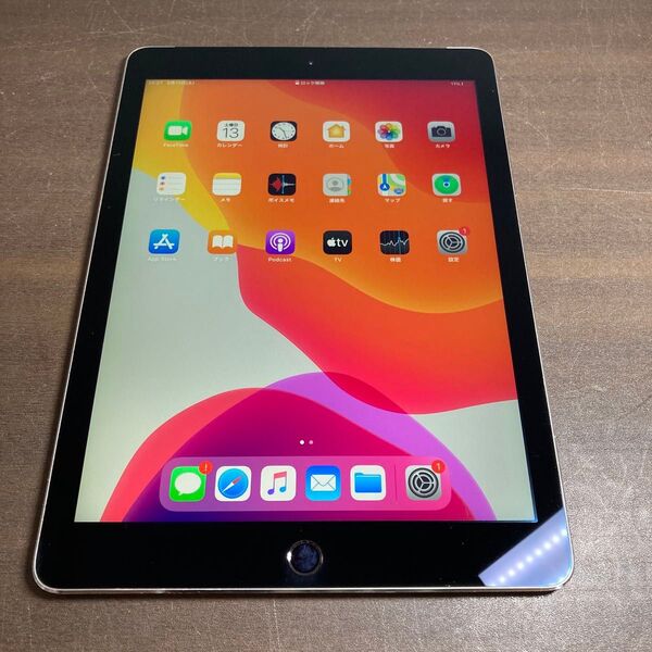 4952 iPad Air2世代 16GB ブラック SIMフリー 中古品 ※本体のみ