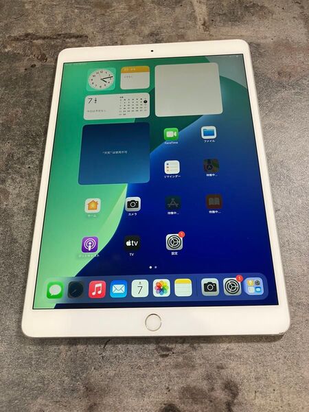 47410 iPad Air3 64GB シルバー Wi-Fiモデル 中古品