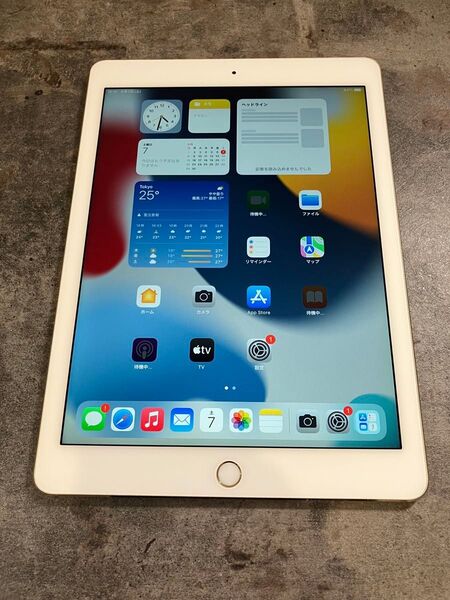 29610 iPad Air2 16GB GOLD docomo ジャンク品