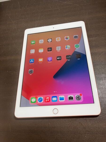 58424 iPad6世代 32GB GOLD SIMフリー 中古品