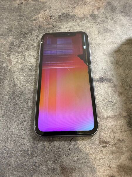 22664 iPhone11 64GB パープル SIMフリー ジャンク 完全部品どり
