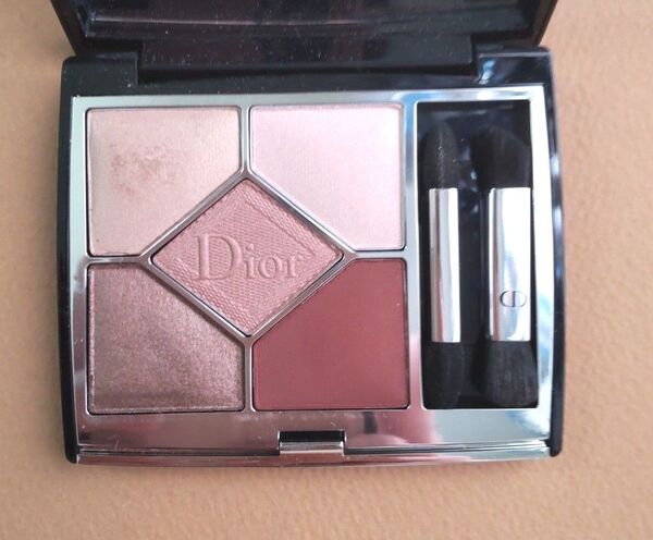 Dior サンククルール クチュール アイシャドウ