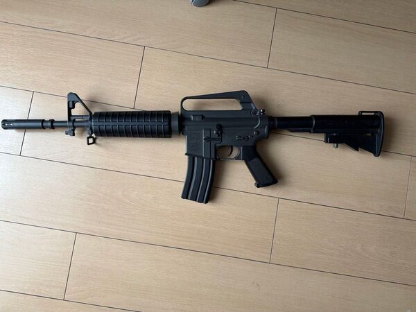 東京マルイ XM177E2 COLT AR-15 電動ガン